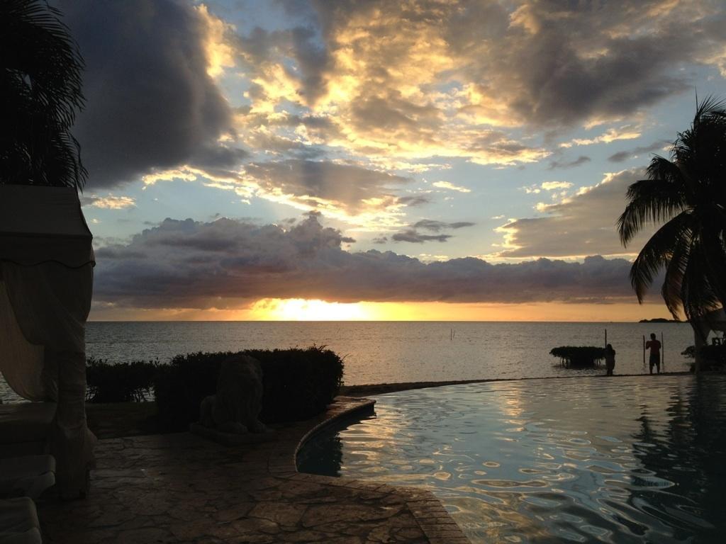 Grand Bahia Ocean View Hotel Cabo Rojo Exterior photo